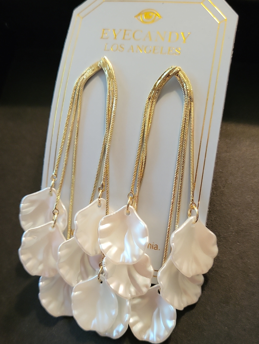 Eye candy Gold & Ivory Petal Drop Earrings Te rt tL